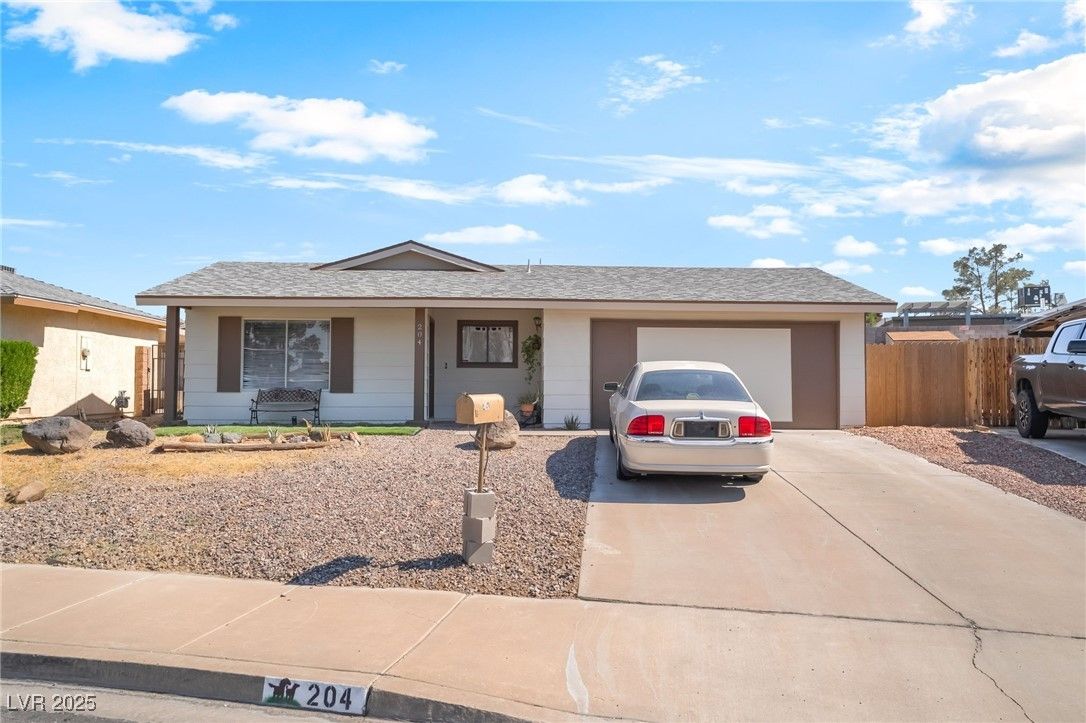 204 Cimarron Court — photo 2