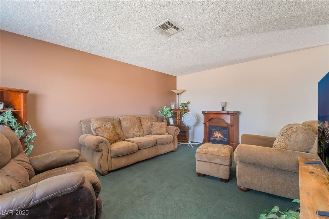 204 Cimarron Court — photo 5