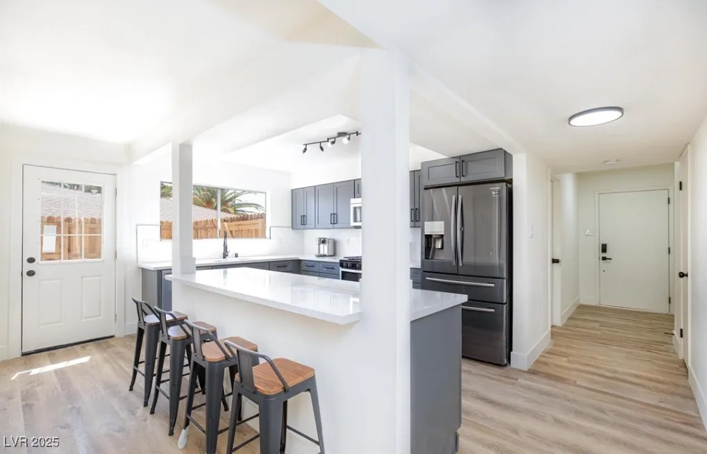 4242 Tarkin Avenue — photo 4