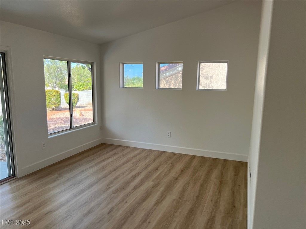 10012 Bundella Drive — photo 5 of 21