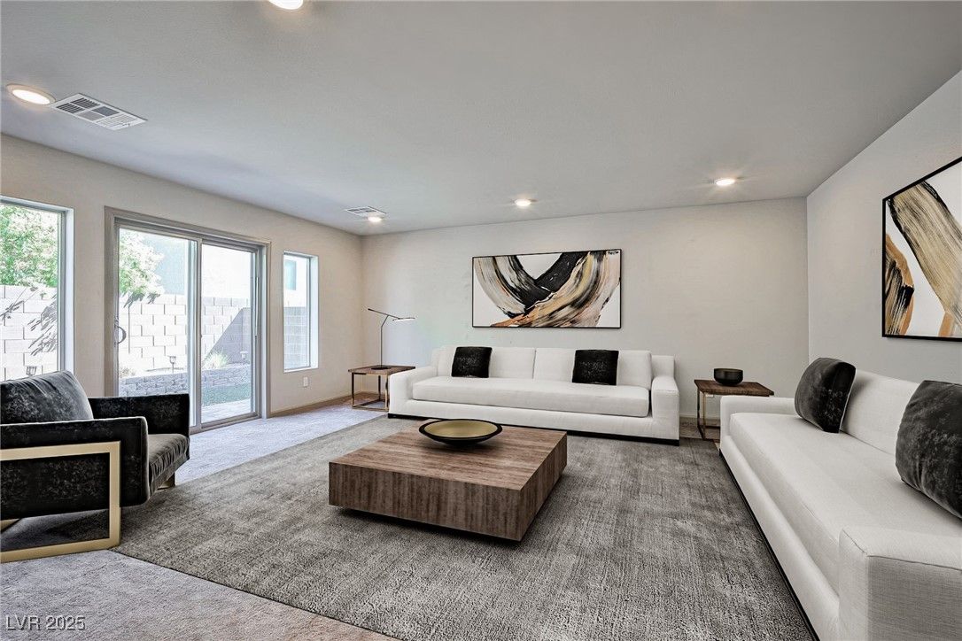 8052 Haywood Estate Avenue — photo 2