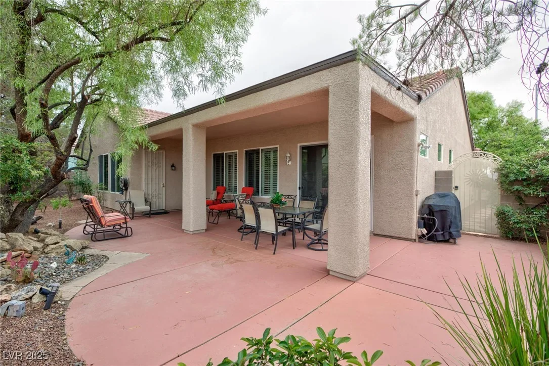 2120 Twin Falls Drive — photo 5