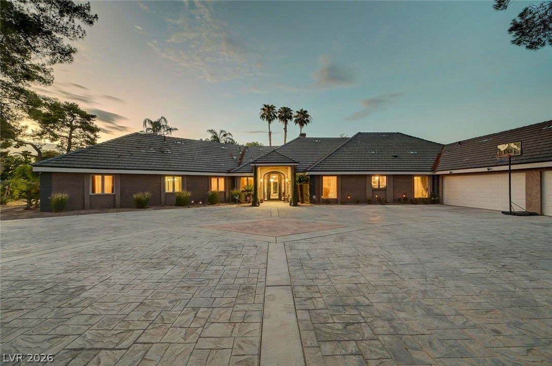 7258 Loma Alta Circle — photo 3