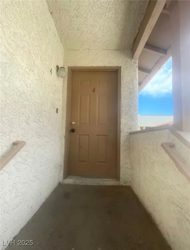 1321 Del Mar Street 4 — photo 3