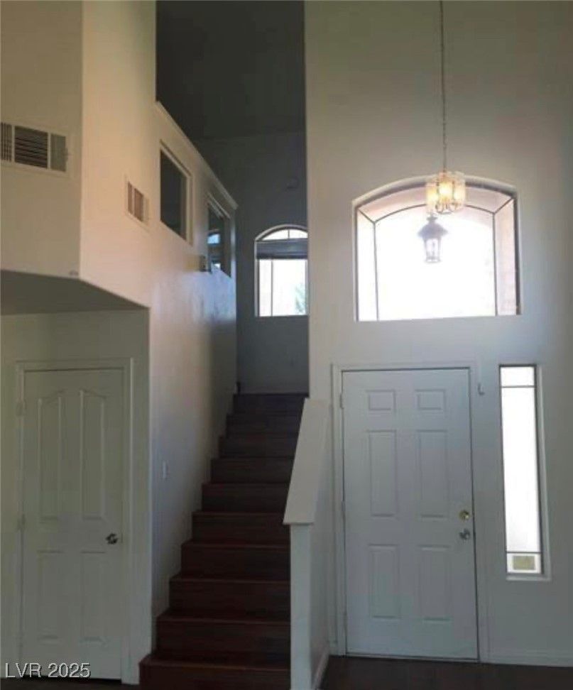 9076 Quarrystone Way — photo 4