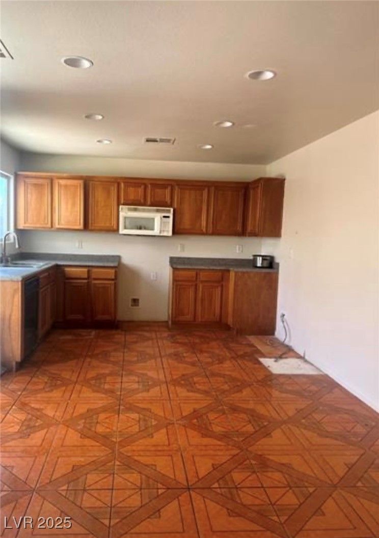 5607 West Dewey Drive — photo 4