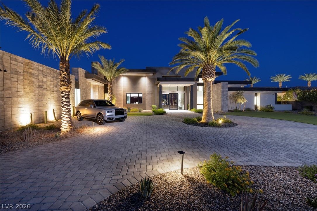 10 Sunrise Beach Circle — photo 2