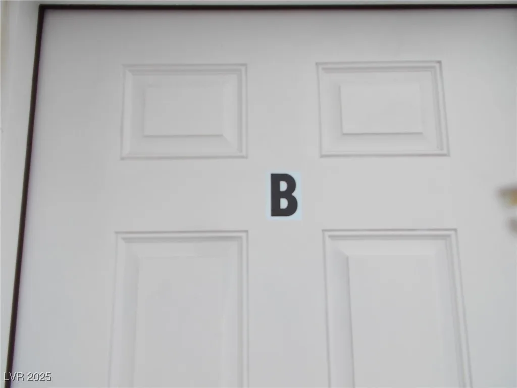 532 North 9th Street B — photo 4 of 13