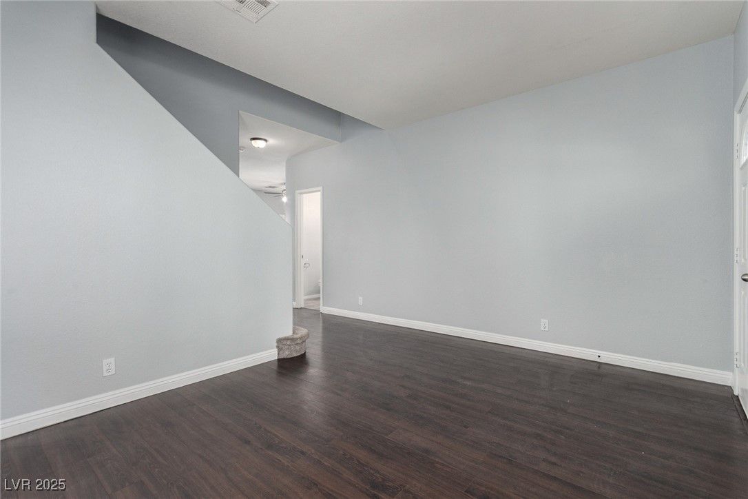 7320 Misty Glow Court — photo 2