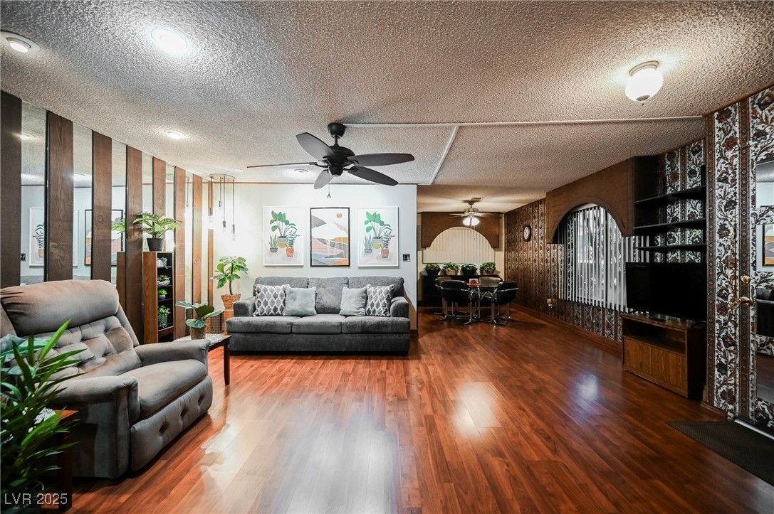 4670 Monterey Circle 1 — photo 4 of 37