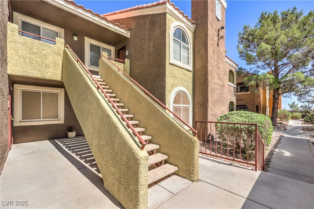 7950 West Flamingo Road 1069 — photo 5 of 21