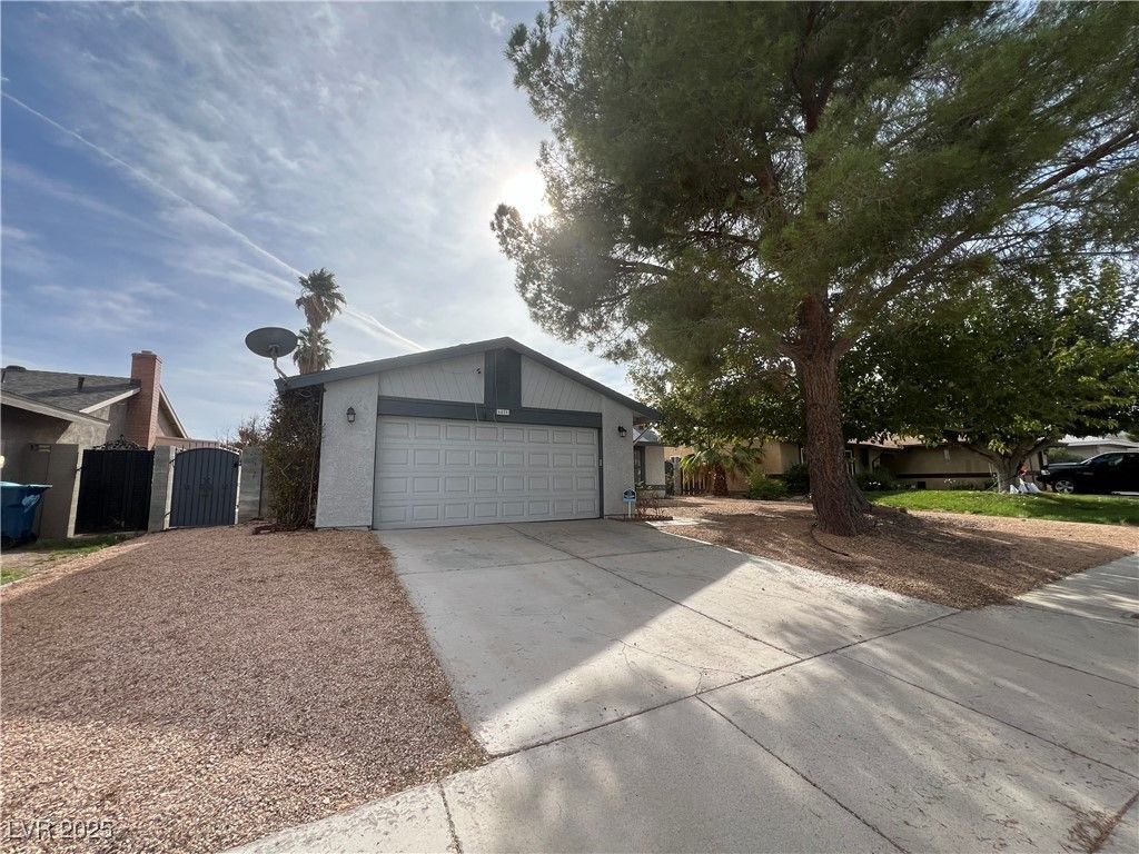 6429 Roy Rogers Drive — photo 2