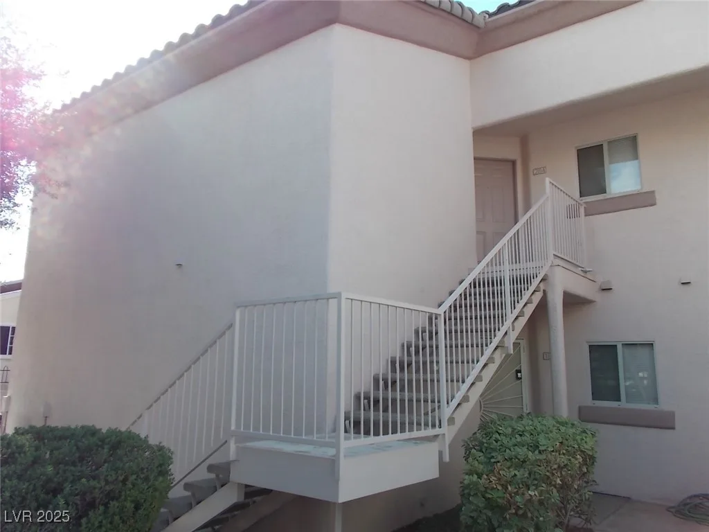 4555 East Sahara Avenue 284 — photo 2