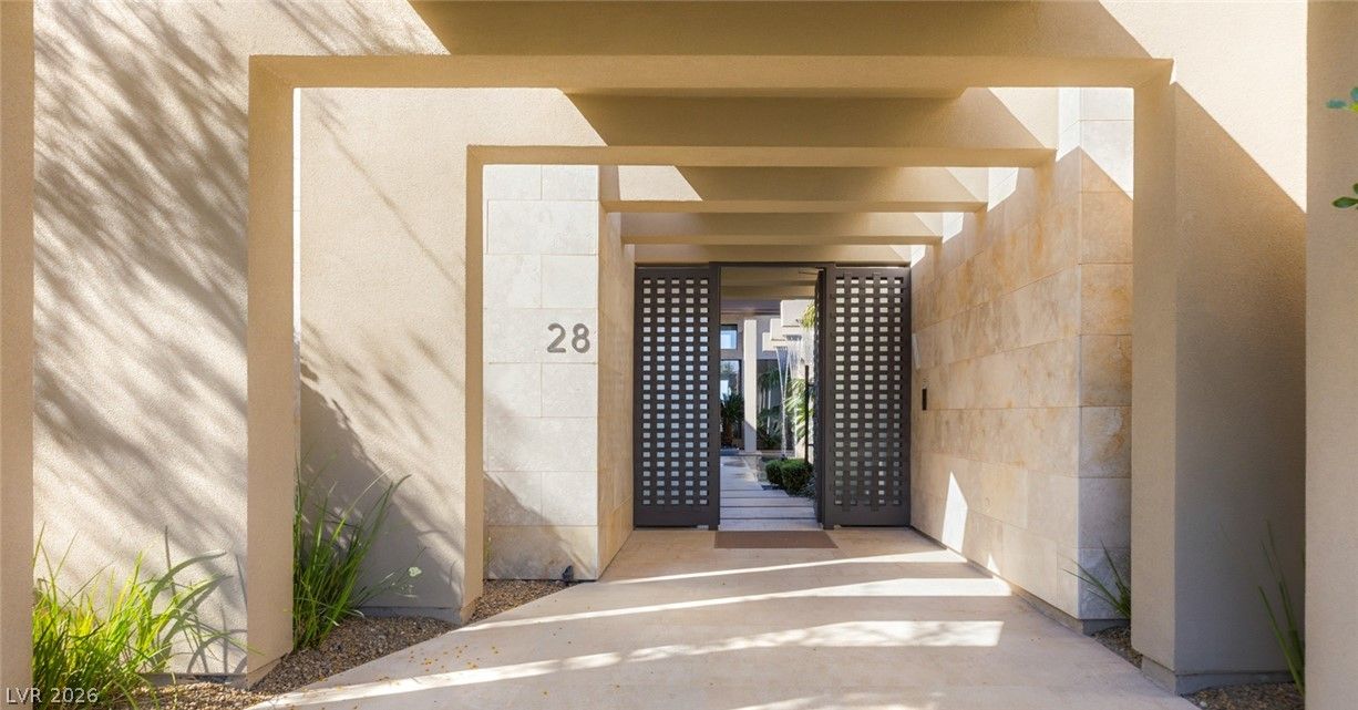 28 Painted Feather Way — photo 3