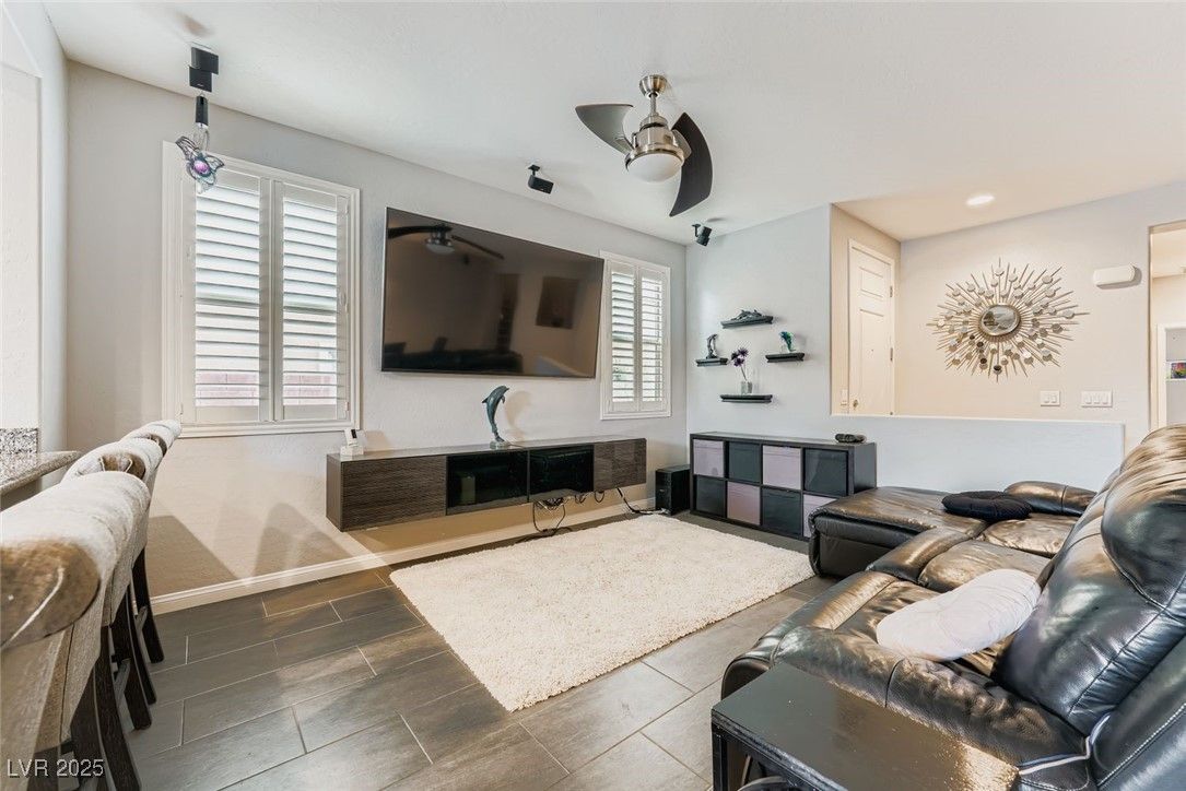 5568 Trilling Bird Drive — photo 5