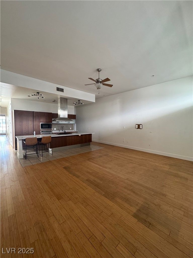 2775 West Pebble Road 501 — photo 3 of 13