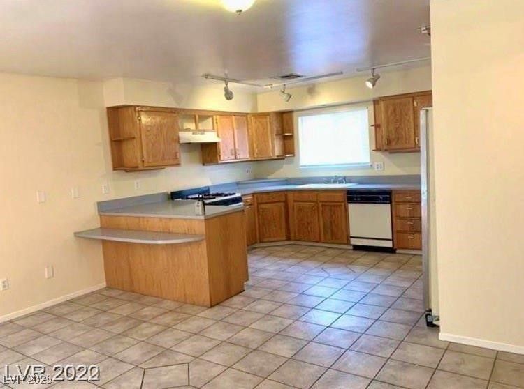 6632 Light Breeze Drive — photo 2 of 6