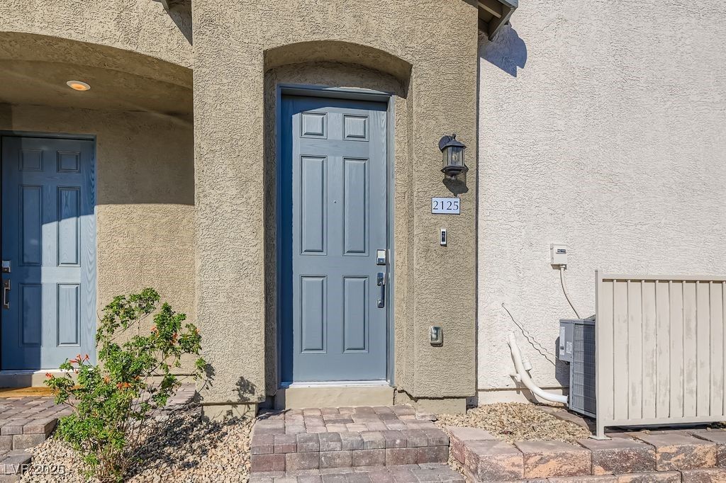 275 Callen Falls Avenue 2125 — photo 5