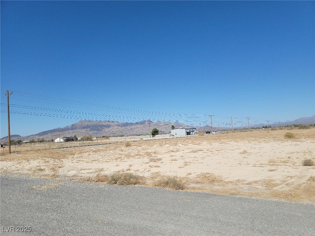 20 East Patricia Circle — photo 3 of 3