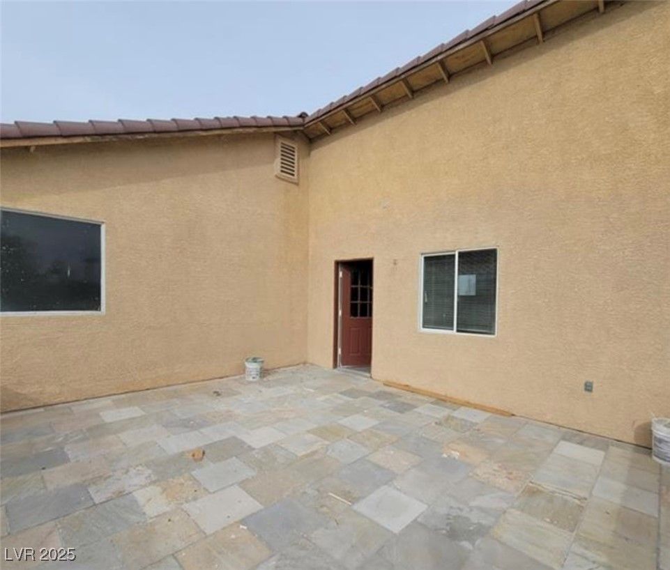 8701 Shady Pines Drive — photo 3