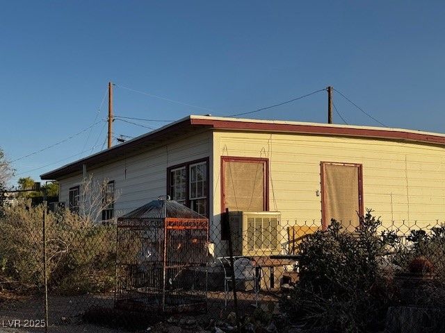 203 West Pacific Avenue — photo 4