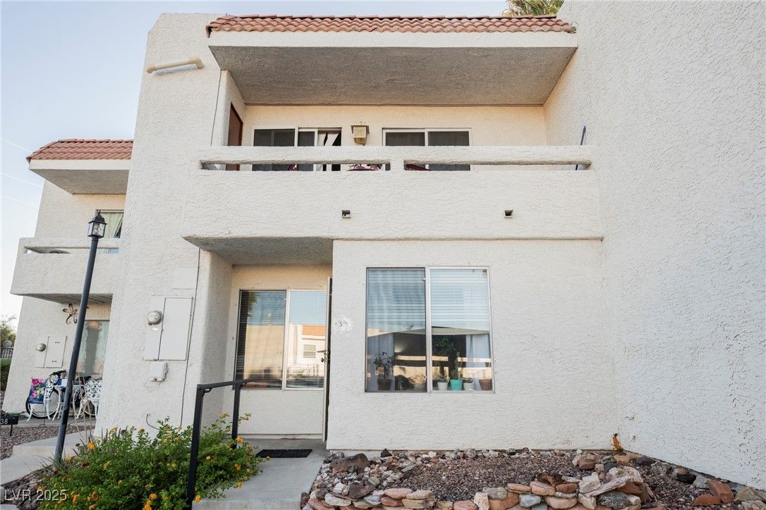 687 Marina Drive 39 — photo 2