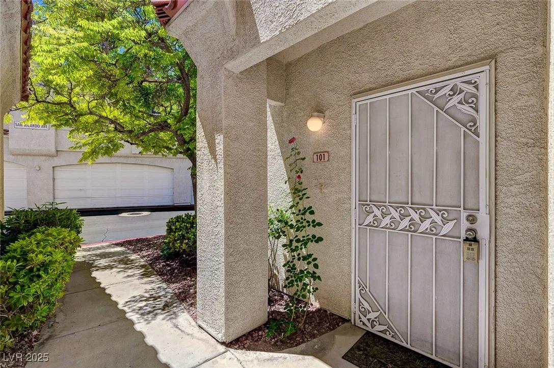 1501 Oscar Court 101 — photo 2
