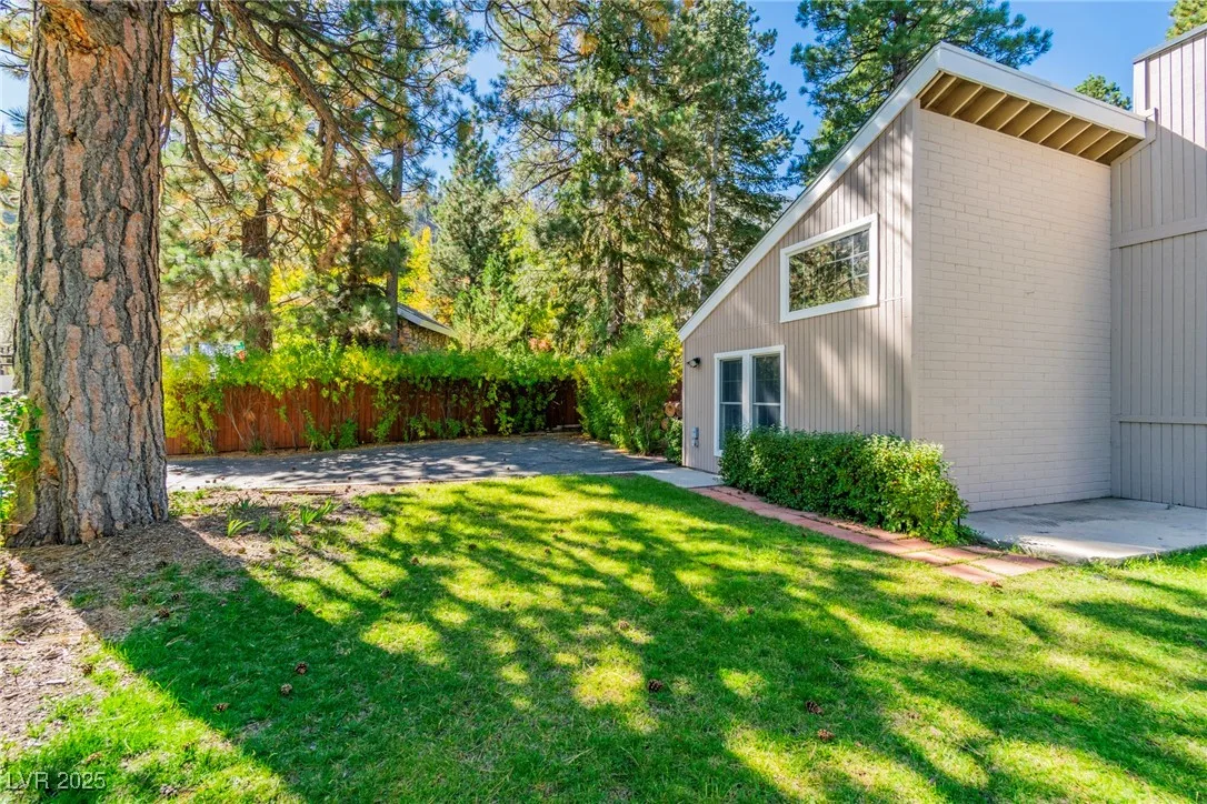 4063 Zugspitz Way — photo 4
