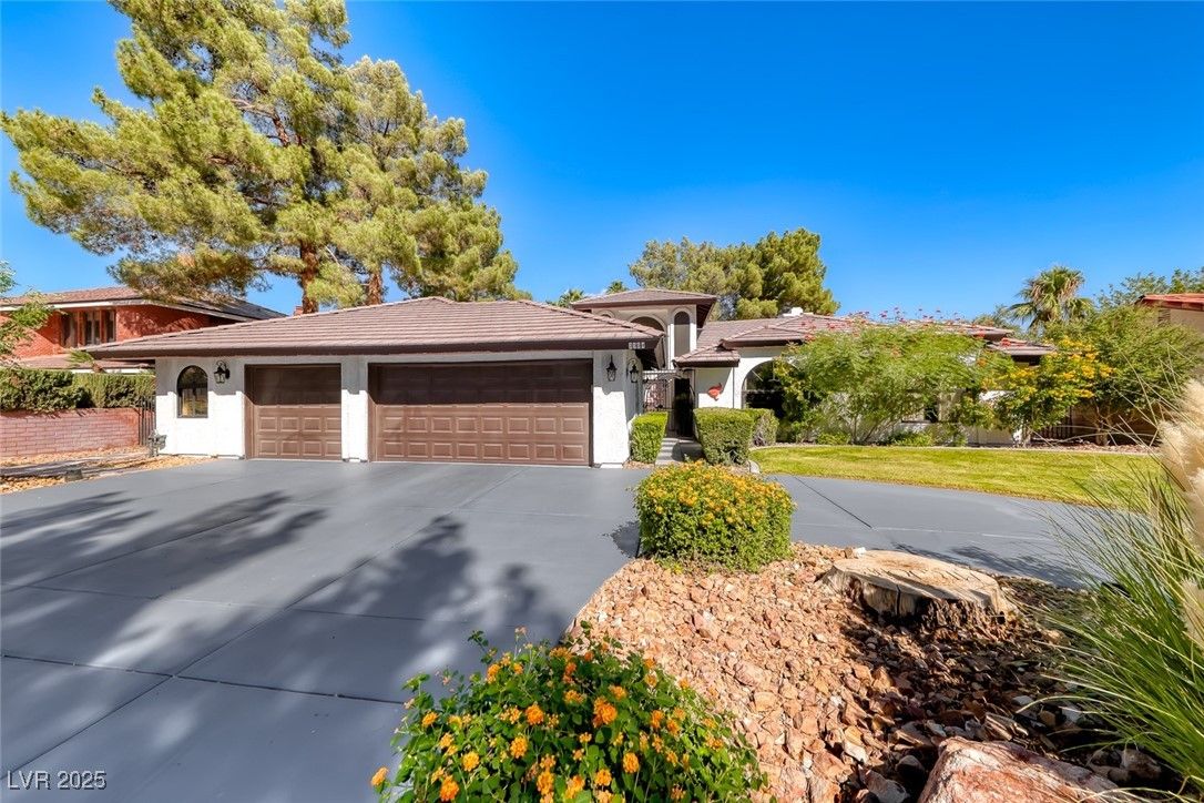2504 Windjammer Way — photo 3