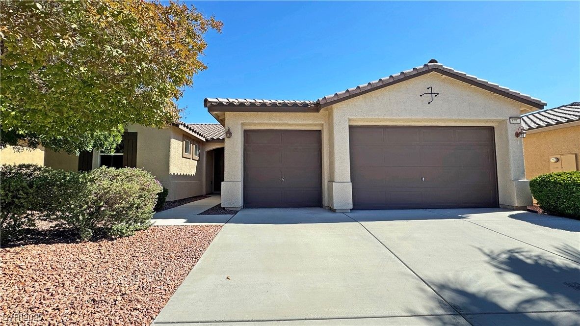 5891 East ALFANO Avenue — photo 2