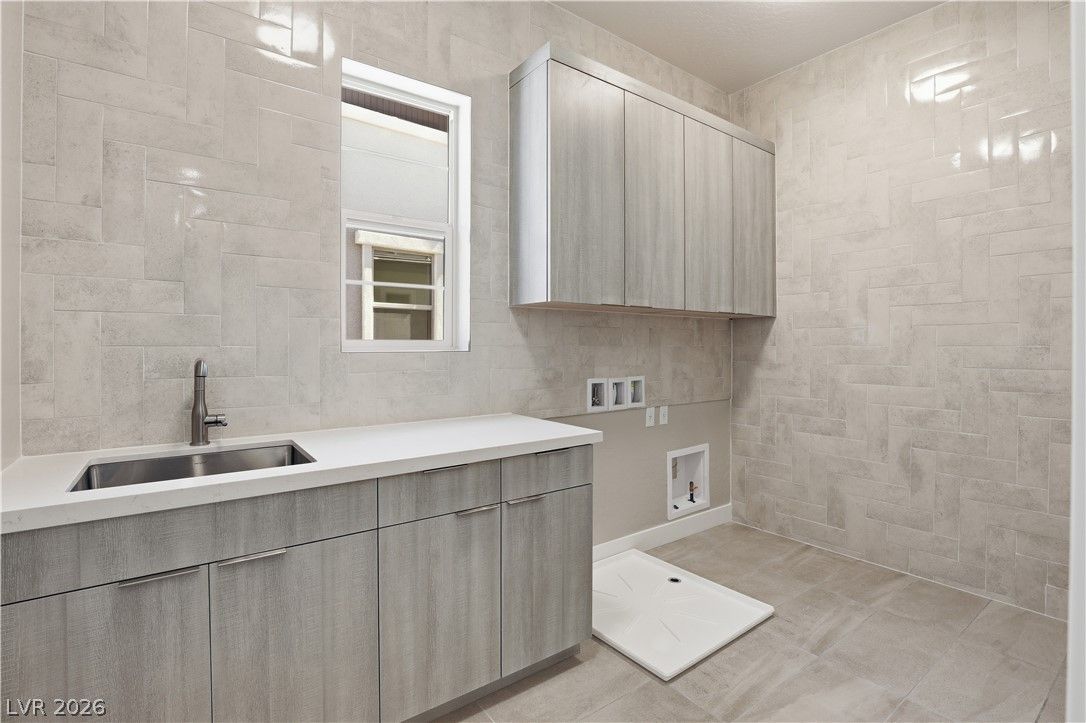 97 Vernalis Avenue — photo 5