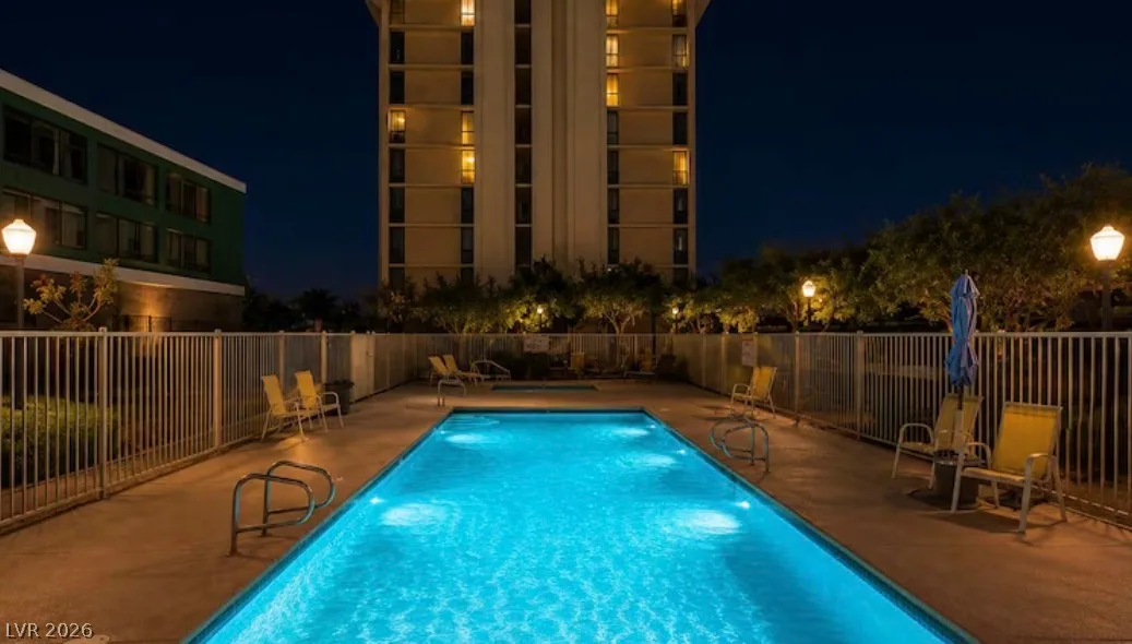 3930 University Center Drive 902 — photo 4