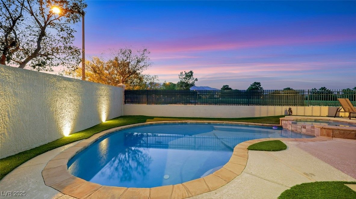 1301 Fox Acres Drive — photo 4