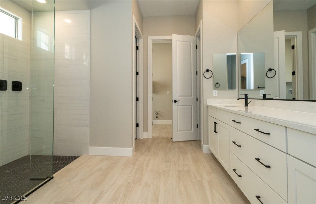 157 Mirage View Drive — photo 4 of 6