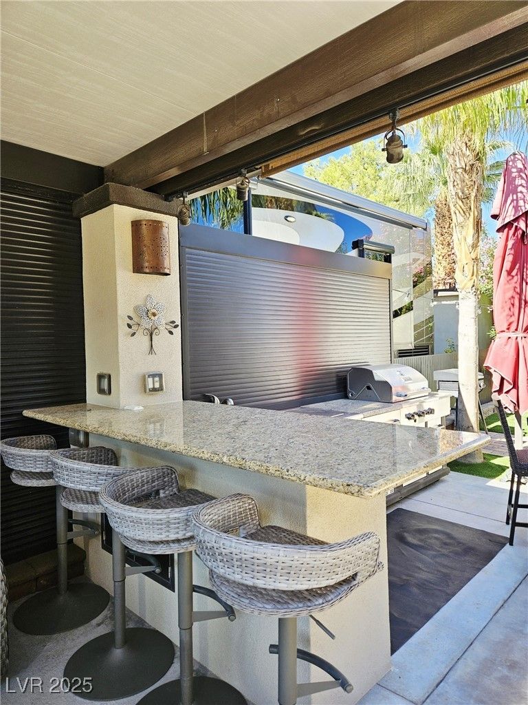 8175 Arville Street 320 — photo 4