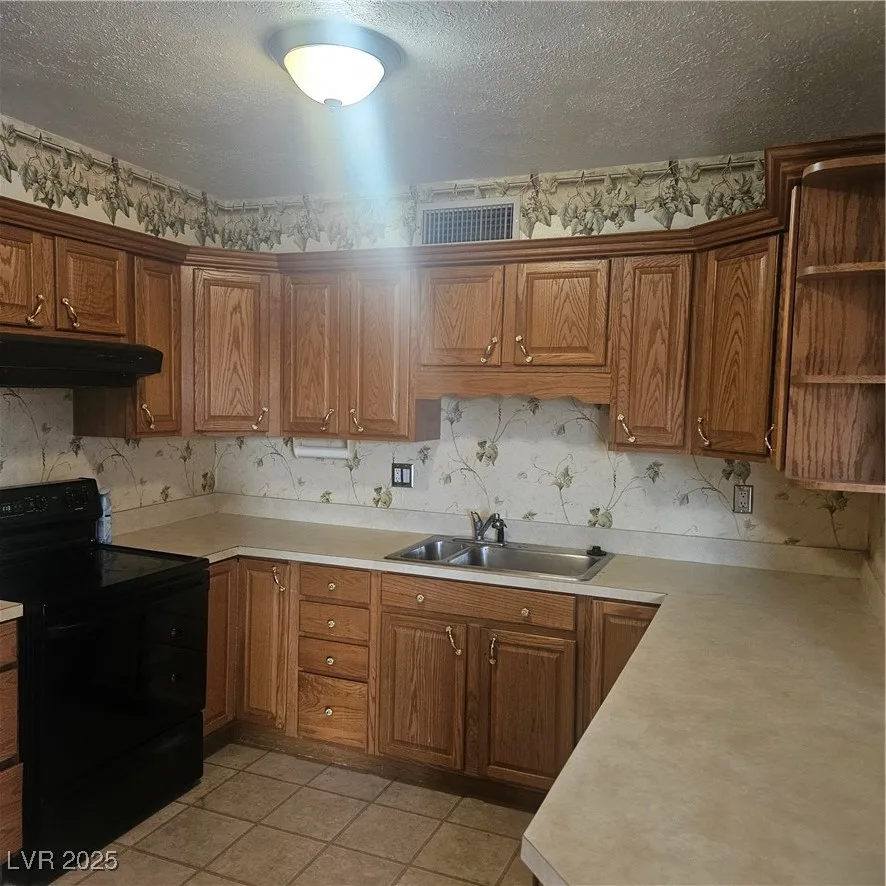 350 East Desert Inn Road C203 — photo 5