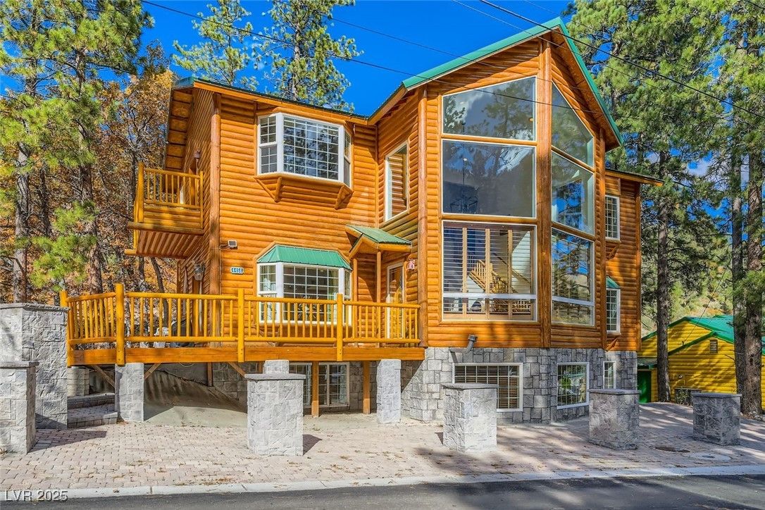 4458 Yellow Pine Avenue — photo 3