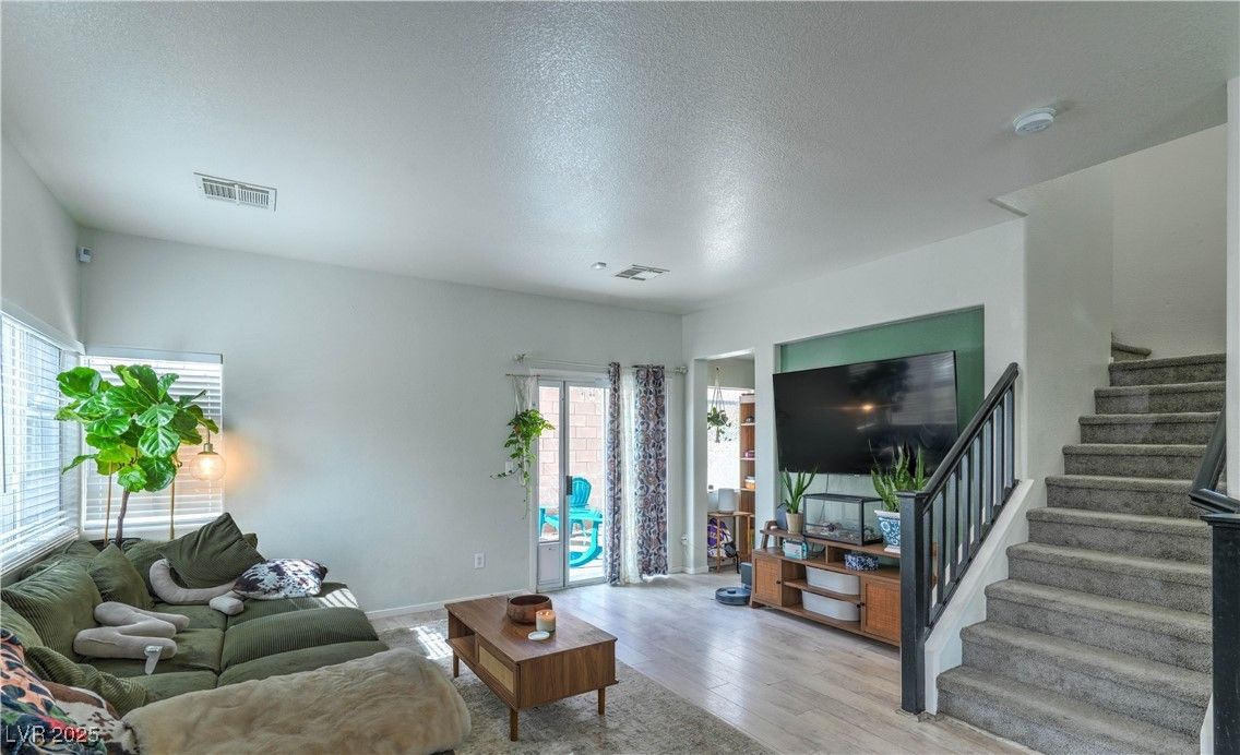 9427 Liquid Loco Street — photo 4 of 32