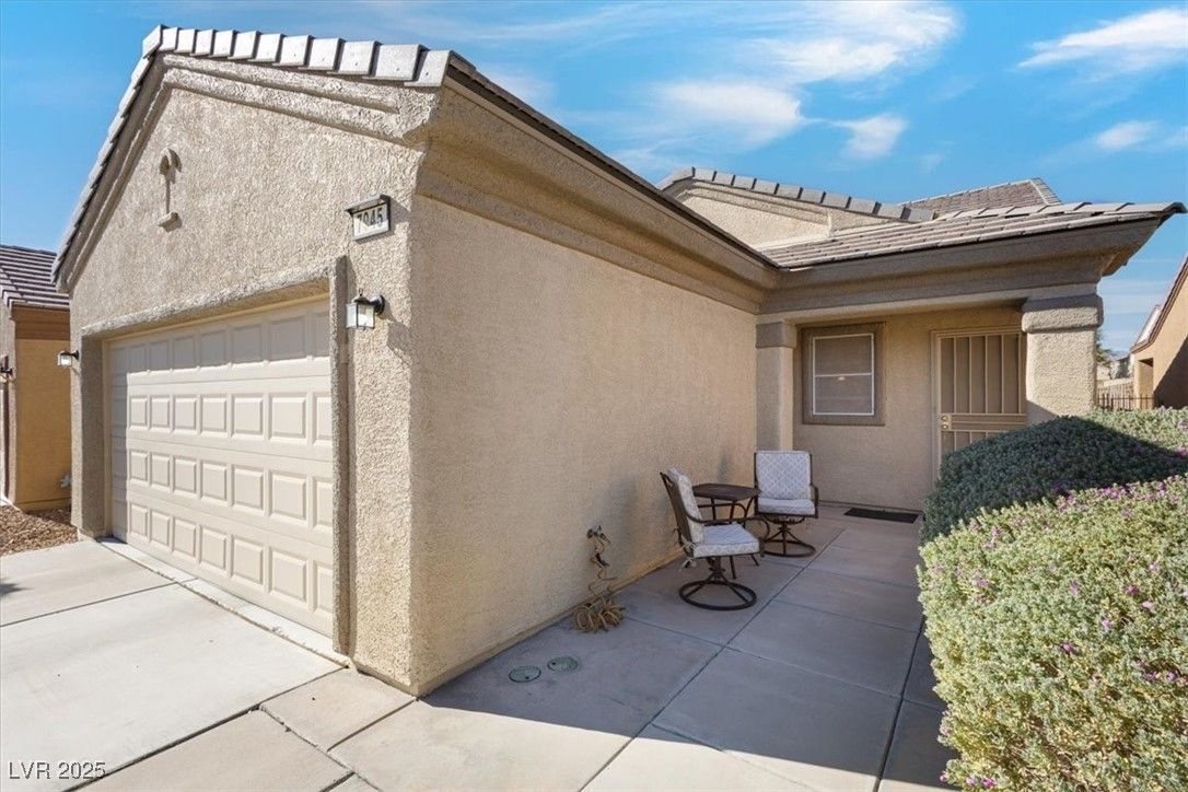 7945 Woodlark Court — photo 3 of 25