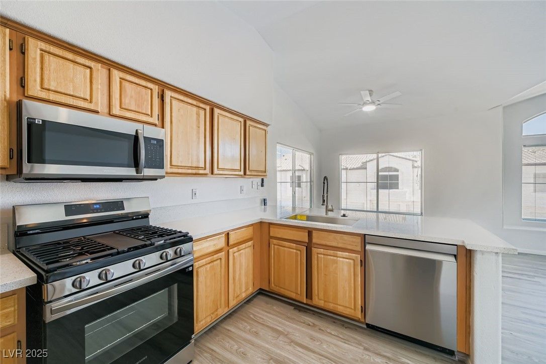 4941 Black Bear Road 203 — photo 5 of 11