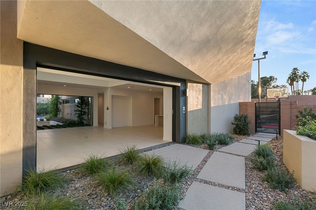 7385 Heron Canyon Court — photo 3
