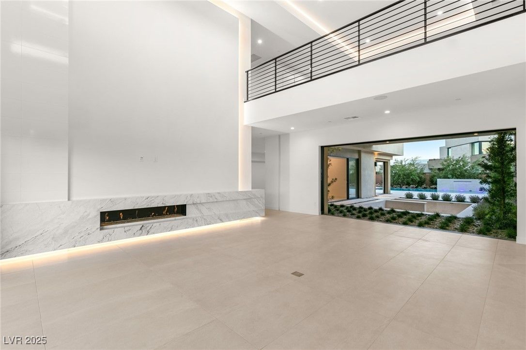 7385 Heron Canyon Court — photo 4