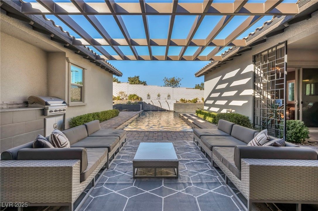 12132 Dorada Coast Avenue — photo 2