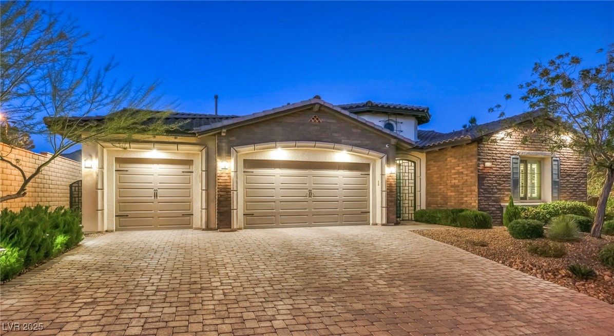 12132 Dorada Coast Avenue — photo 3