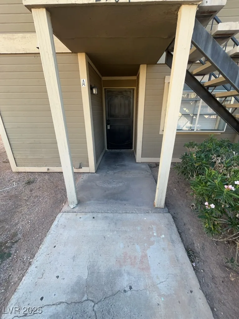 2764 Aarondavid Drive A — photo 2
