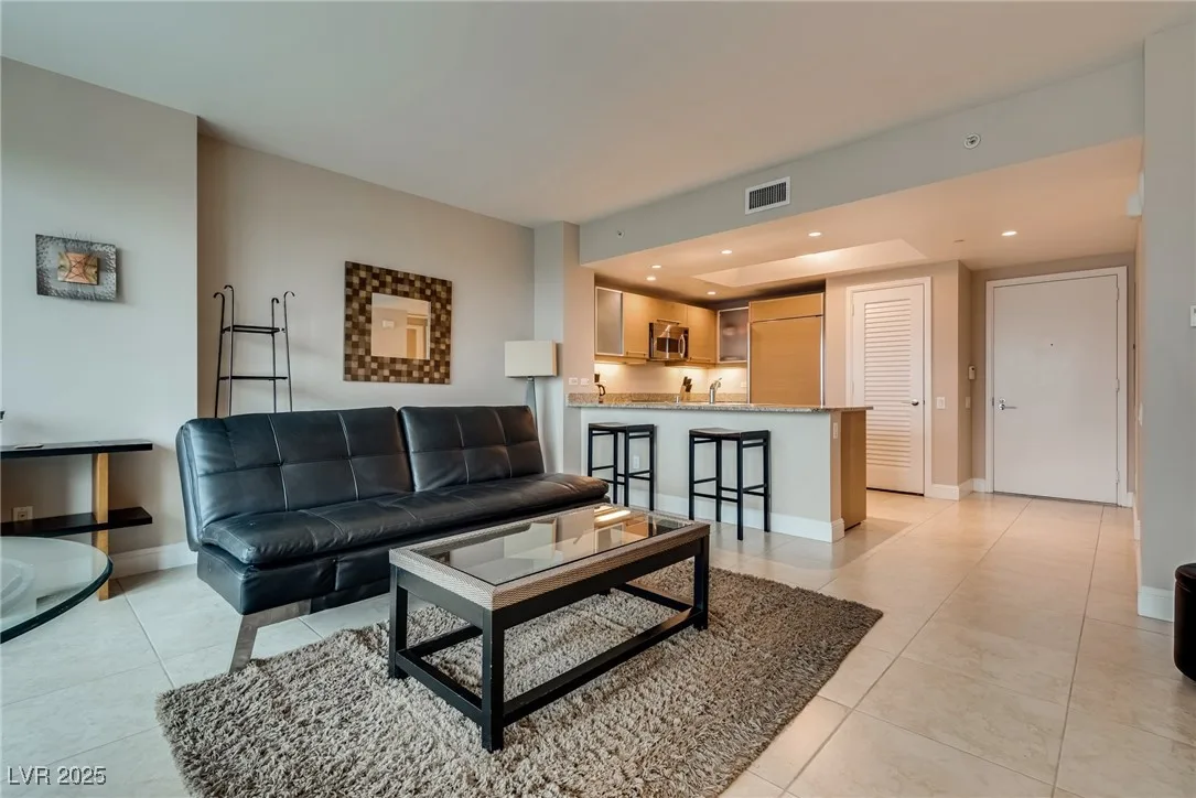 322 Karen Avenue 1904 — photo 5