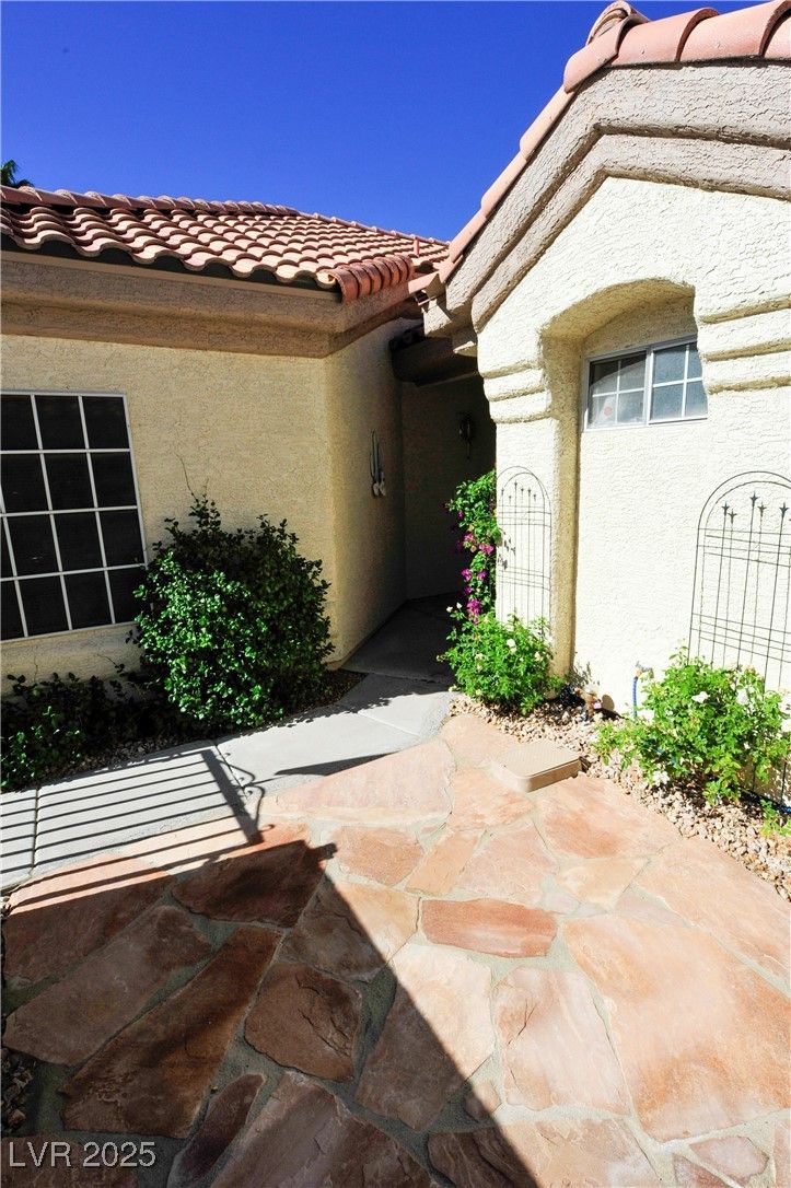 7920 Ben Hogan Drive — photo 3
