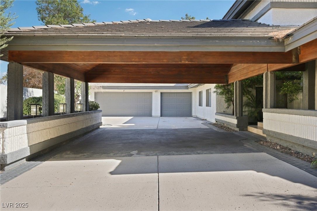 3140 Montessouri Street — photo 4