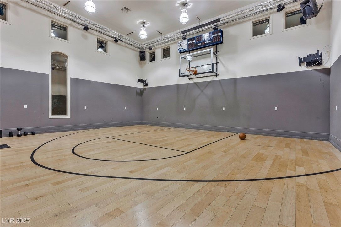 5 Wood Creek Court — photo 3