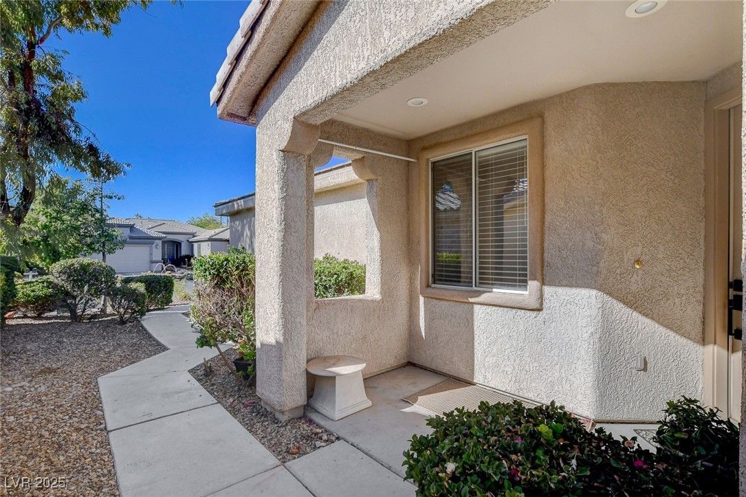 4534 Regalo Bello Street — photo 3